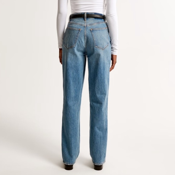 Abercrombie Ultra High Rise 90s Straight Jean size 26 - Picture 3 of 7